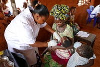 Vaccination rougeole RDC @Juliette Muller